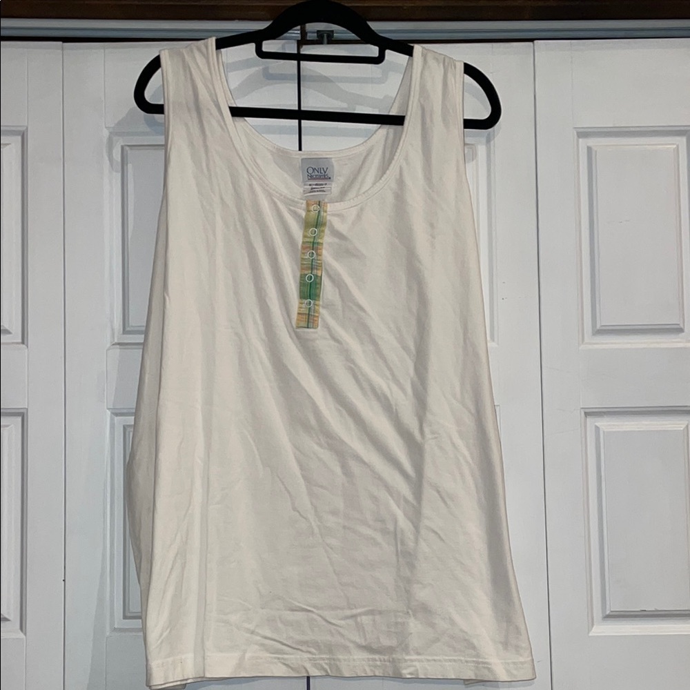 ONLY Cream Sleeveless Tank Top Soft Fabric
